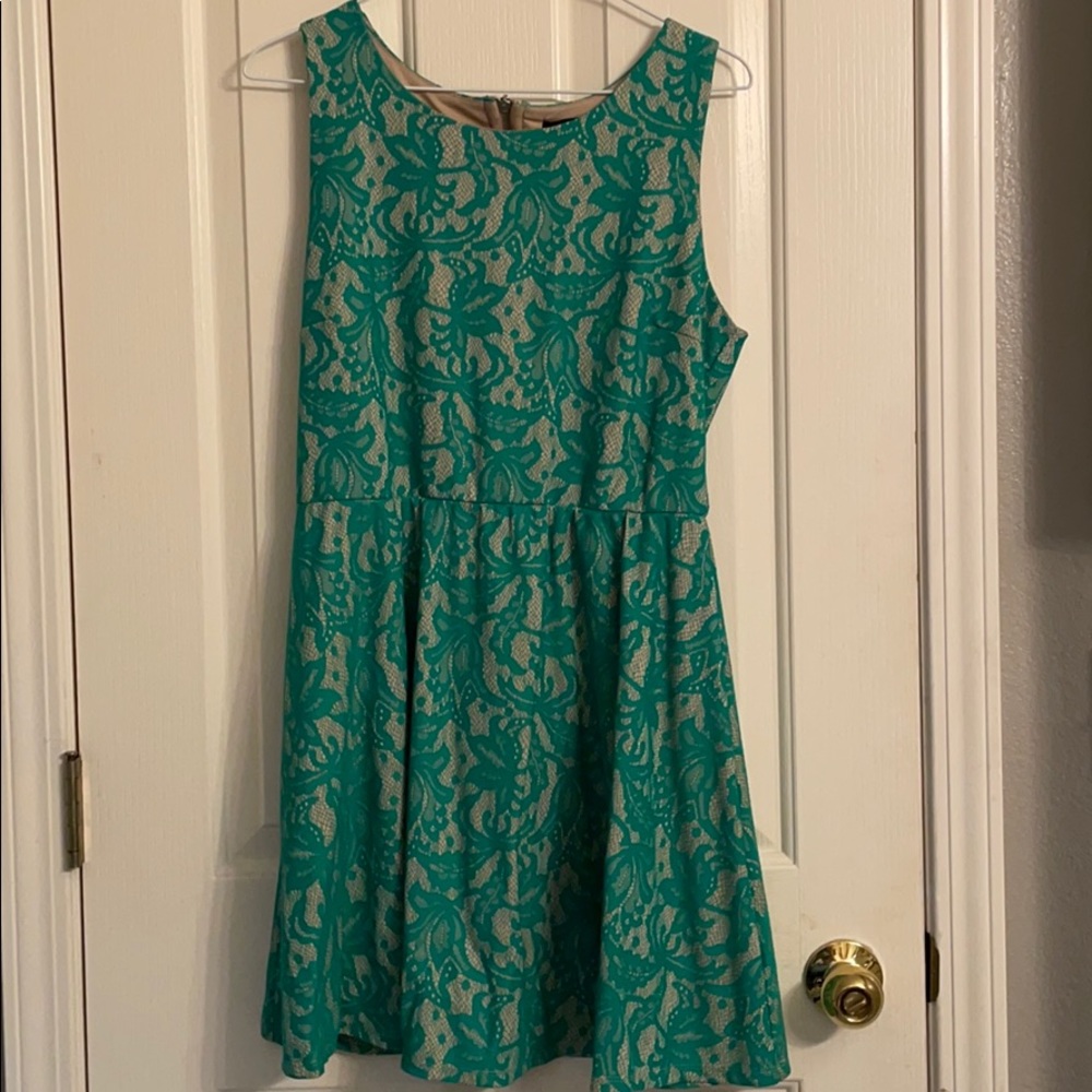 Turquoise/nude Dress